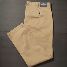 Solid Casual Stretch Flat Front Pants Zip-Fly & Button Closure Flat Front; Belt Loops 4-Pocket Styling 2 Back Pockets 2 Front Pockets 98% Cotton 2% Spandex Size 4032 Nwt Made In India