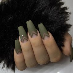 Matte Green Nails, Olive Nails, Green Nail Art, Kiara Sky, Nails Prom, Dark Nails, Nails Desing