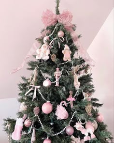 Sugarplum Christmas Tree, Sugar Plum Fairy Christmas Tree, Pink Christmas Tree Aesthetic, Pink Girl Christmas, Pink Tree Christmas, Christmas Decorations Ideas, Tree Bows, Ideas Christmas Tree