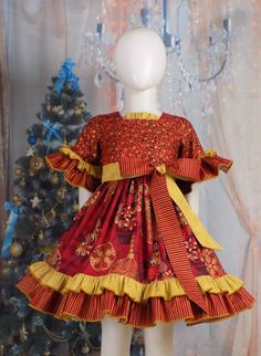 Gold Fancy Dress, Wedding Wear Dresses, Girls Western Dresses, Girls Christmas Dress, Ruffles Sleeves, Kids Party Wear Dresses, Trendy Party Dresses, Girls Party Wear, Red Christmas Dress