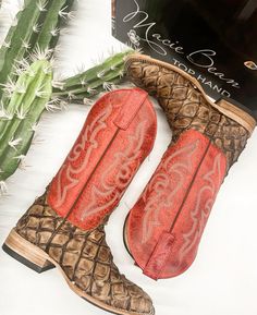 Macie Bean Boots, Head Over Boots, Hand Collection, Cute Cowgirl Boots, Western Girl Outfits, Square Toe Western Boots, Cowgirl Accessories, Womens Cowgirl Boots, Western Shoes