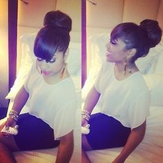 You Can Never Go Wrong With This Hairstyle ! Bun With Bangs, Cabello Afro Natural, Hair Colorful, Big Chop, Hair Affair, Back To School Hairstyles, Love Your Hair, Relaxed Hair