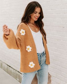 Product Name: Women's Sweater Cardigan Daisy Oversized Open Front 3D Knit Daisies Cardigan Item NO.: 7027431866430 Weight: 0.5 kg = 1.1023 lb = 17.6370 oz Category: > > Creation Time: Oversize Fit 100% Acrylic Hand Wash Cold, Dry Flat Long Sleeves 3D Knit Daisies Knit Fabrication Open Front No Closures Not Lined Puff Sleeve Cardigan, Lantern Sleeve Sweater, Oversized Knit Cardigan, Floral Cardigan, Bubble Sleeve, Oversize Knit, Flower Applique, Mode Inspo, Winter Outfits Women