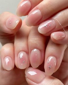 Almond Shaped Jelly Nails, Really Short Nail Designs Simple, Neutral Short Nail Designs, Korean Glass Nails Almond, Mail Inspo Pink, Asian Gel Nails, Labor And Delivery Nails, Blush Nails Short