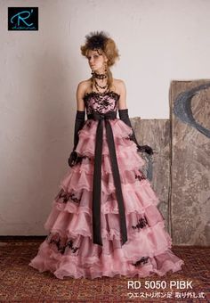 カラードレスドレスレンタル（ゴージャス系）【東京･恵比寿|ARK】 Pink And Black Wedding, Pink Black Weddings, Black Groom, Black Centerpieces, Pink Wedding Gowns, Hot Pink Weddings, Black Cake, Black Wedding Dress