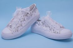 All orders for trainers / sneakers to USA/Canada will be delivered in 2-4 business days after production without extra costs Same model made with Converses : https://www.etsy.com/listing/745029121/ Made with love for your wedding day by Lovin Bridal - More Wedding shoes at our shop : http://lovincollection.etsy.com Bling Sneakers for Bride, White Lace wedding trainers, Crystal Sneakers, Crystal Trainers, Rhinestone sneakers, Bling Trainers, Bridesmaid sneakers Sweet and romantic with these sneak Sneakers For Bride, Pearl Converse, Bedazzled Converse, Wedding Sneakers For Bride, Bling Wedding Shoes, Bling Sneakers, Wedding Shoes Sneakers, Trainers Converse