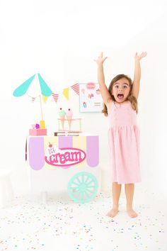 Diy Ice Cream Truck, Box Ice Cream, Cardboard Box Diy, Play Ice Cream, Ice Cream Crafts, Easy Homemade Ice Cream, Birthday Party Boy, Ice Cream Cart