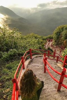 Adams Peak Hike Adam's Peak Sri Lanka, Adams Peak, Climb The Mountain, Adam's Peak, Night Hiking, Girls Wallpaper