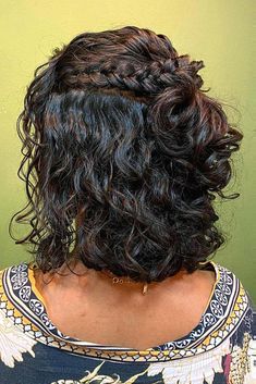 Can't get enough of the perfect half up half down style. Hit follow for more wedding ideas, and share what you think on this. Short Hair Braided Crown, Braided Crown Short Hair, Short Curly Prom Hair, Short Curly Hair Half Up Half Down, Short Hairstyle Women For Prom, Crown Hairstyles Braided, Short Curly Formal Hairstyles, Short Curly Wedding Hair, Short Curly Half Up Half Down