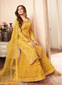 Long Anarkali Gown, Outfit Designer, Net Gowns, Party Gown Dress, Long Anarkali, Gown Suit, Beautiful Evening Dresses, Anita Dongre, Dress Salwar Kameez