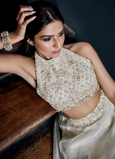 Floral Lace Set Duara - Fabilicious Fashion Pranutan Bahl, Halter Neck Blouse Design, Gold Blouse Designs, Halter Neck Blouses, Simple Lehenga, Lehenga Designs Simple, Lehenga Blouse Designs, Blouse Design Images, Indian Dresses Traditional