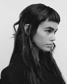 Lindsey Wixson, Penteado Cabelo Curto, Kaia Gerber, Pat Mcgrath, Long Black Hair, Spring Hairstyles, Hair Reference, Grunge Hair