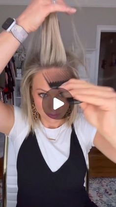 fashion.wicked on Instagram: Volume boosting half up do 😍 @mandysims Half Up Style For Fine Hair, Medium Length Half Up Hairstyles, Ballfield Hairstyles, Ponytails For Bob Hair, Half Up Quick Hairstyles, Long Bob Hairstyles Half Up, Summer Hairdos For Short Hair, Shoulder Length Cute Hairstyles, Half Up Hair With Volume