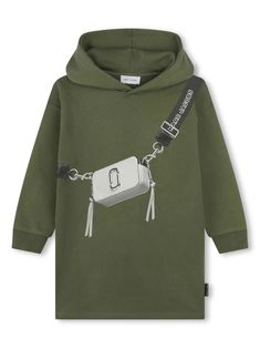 green cotton dress cotton print on the front hood pull-on design long sleeves straight hemComposition: Cotton, 100% Marc Jacobs Dress, Winter Shopping, Future Wardrobe, Sweat Dress, Fur Parka, American Fashion Designers, Hooded Dress, Cute Everyday Outfits