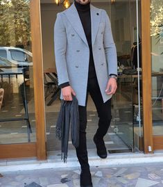 Formal Gray Long Sleeve Pea Coat, Peacoat Men Outfits, Grey Overcoat Men Outfit, Gray Overcoat Men Outfit, Gray Wool Outerwear With Suit Collar, Grey Long Coat Outfit Men, Long Grey Coat, Long Coat Outfit, Long Coat Men