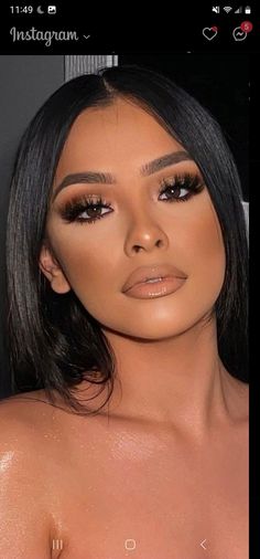 Cute Christmas Makeup Aesthetic Cute Christmas Makeup, Prom Makeup For Brown Eyes, Sultry Makeup, Maquillage On Fleek, Prom Eye Makeup, Prom Makeup Looks