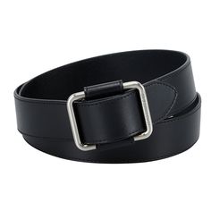 Elevate your favorite jeans or pants with this casual leather belt by Levi's! This women's belt is a versatile fashion accessory that works well with a range of looks you create.Elevate your favorite jeans or pants with this casual leather belt by Levi's! This women's belt is a versatile fashion accessory that works well with a range of looks you create. How do you accessorize? Check out our ACCESSORIES GUIDE for essential tips to elevate your style with must-have accessories.FEATURES Slide buck Accessories Guide, Casual Leather Belt, Women's Belt, Buckle Belt, Belt Size, Belts For Women, Favorite Jeans, Waist Size, Belt Buckles