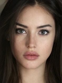 Face Morph Celebrity, Face Morph, Beauty Goals, Nose Job, Model Face, 인물 사진, Pretty Makeup, Beauty Face, Girl Face