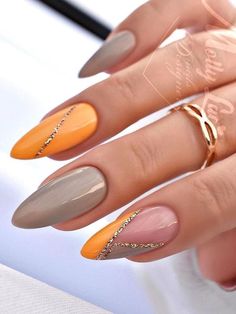 soft orange and gray almond nails Soft Orange Nails Design, Orange Nail Designs Spring, Orange And Gray Nails, Orange Nails Design, Acrylic Almond Nails, Glitter Nails Acrylic, Soft Orange