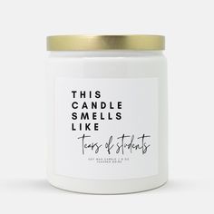 this candle smells like tea and struds