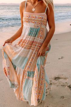 Boho Patchwork, Long Sundress, Boho Boots, Bohemian Print, Patchwork Print, Straight Neckline, Hot Outfits, Boho Stil, Look At You