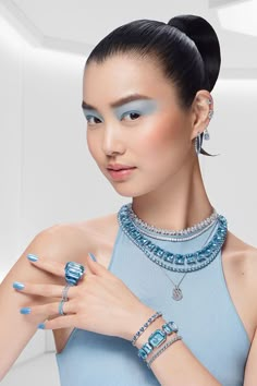 Swarovski Photoshoot, Blue Jewelry Aesthetic, Swavorski Jewelry, Swarovski Aesthetic, Blue Jewerly, Swarovski Millenia, Swan Jewelry, Blue Diamond Jewelry, Swarovski Jewelry Earrings