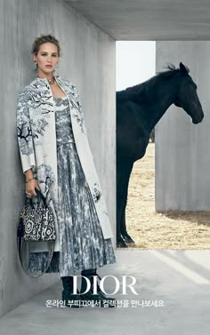 Viviane Sassen, Dior Cruise, Foto Poses, Leather Corset, Jennifer Lawrence, A Horse, Lady Dior, A Dress, Ponchos