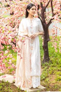 Shop for AARYAA By Kashveen Kohli White Linen Satin Kurta Palazzo Set for Women Online at Aza Fashions White Designer Kurta For Spring, White Dupatta For Designer Wear In Spring, Designer White Dupatta For Spring, Spring Designer White Kurta, White Dupatta For Spring Festivals, White Dupatta For Spring Festive Occasions, Spring Designer White Dupatta, Festive White Dupatta For Spring, White Spring Festive Dupatta