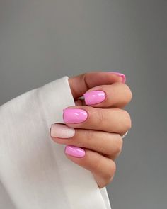 42+ Must-Try Short Pink Nail Ideas (2024) - DrExplains Pink Nail Ideas, Short Pink Nails, Elegant Nail, Nail Idea, Latest Nail Art, Pink Nail, Dipped Nails, Elegant Nails, Simple Elegance