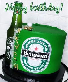 Heineken Birthday Cake, Cake With Beer Bottle, Heineken Cakes For Men, Cake With Bottles Of Alcohol, Beer Cake Design For Men, Bottle Cakes For Men, Beer Cake Ideas For Men, Birthday Cake With Alcohol Bottles, Liquor Cake Design