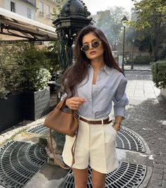 Old Money Women Summer, Italy Study Abroad Outfits, Timeless Elegance Style, European Outfits, Winter Capsule, Casual Day Outfits, Elegante Casual