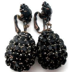 Vintage Black Rhinestone Dangle Earrings Black Earrings Dangle, Black Rhinestone, Vintage Earrings, Clip On, Prong Setting, Antique Jewelry, Clip On Earrings, Vintage Black, Vintage Jewelry