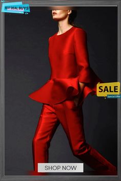 Regular Fit Elegant Crew Neck Blouse Graduation Look, Dress Pant Suit, Evening Blouses, Pant Suits, Red S, Evening Cocktail, Fashion Elegant, Branding Photoshoot, Red Pattern