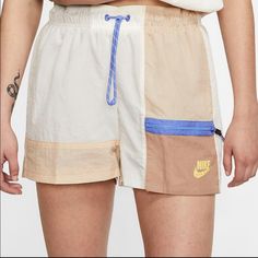 Nwt Size Xl Nike Shorts. It Has 2 Front Pockets, 1 Back Pocket, 1 Zip Pocket And Is Mesh Lined. Outside Material Has The Parachute/Swishy Feel. Color Is Multicolored Including Tan, Cream/Off-White, Periwinkle. Style Is Loose Fit. Rare!!! Upcycled Sportswear, Veil Icon, Lounge Clothes, Biker Shorts Outfit, Art Outfit, Women's Sportswear, Closet Goals, Shorts Nike, Trendy Shorts