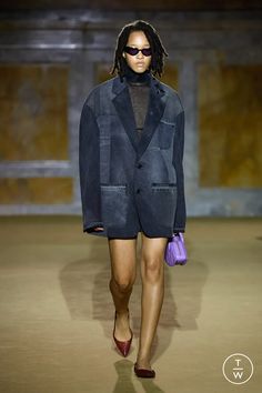 Tagwalk: o mecanismo de busca de moda Coach 1941, Christopher Esber, Pat Mcgrath, Badgley Mischka, Creative Studio, Summer 2024