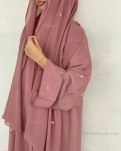 Hijab Closet, Stylish Abaya, Elegant Abayas, Novel Books, Painting Scenery, Books Wedding