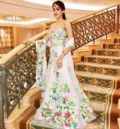 Kushi Kapoor, Manish Malhotra Bridal, Royal Family Weddings, डिजाइनर कपड़े, Jhanvi Kapoor, Lehenga Choli Online, Manish Malhotra, Indian Attire