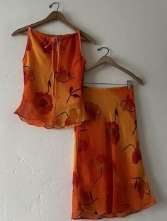 summer set inspo 🍊🧡  creds: pinterest  #summerdress #summertops #summertop #summer #summerstyling #summervintage #summerfashion #vintage #style Looks Style, Outfits Casuales, Two Pieces