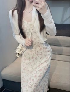 Long Dress Korean, Outfits Bonitos, Elegant Mini Dress, V Dress, Fairytale Dress, Korean Dress, Casual Girl, Ball Dresses, Skirt Fashion