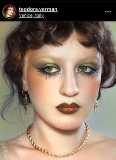 Creative Makeup Inspiration, Majestic Makeup, Cabaret Makeup, Edward Tulane, Funky Makeup, Candlelight Dinner, Top Makeup Products