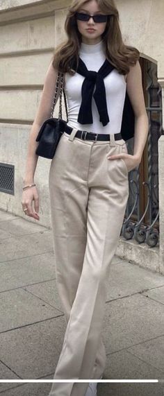 Summer Fashion 2020, Classic Style Feminine Work Outfits, School Outfits Ideas Highschool, Formal Spring Outfits, Preppy Womens Fashion, Soft Feminine Outfits Classy Casual, Retreat Outfits, Modest Preppy Outfits, French Fashion Summer