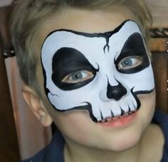 Kids Skeleton Face Paint, Face Paint Skull, Kids Halloween Face, Face Painting Halloween Kids, Easy Halloween Face Painting, Skeleton Face Paint, Maquillage Halloween Simple, Halloween Makeup For Kids