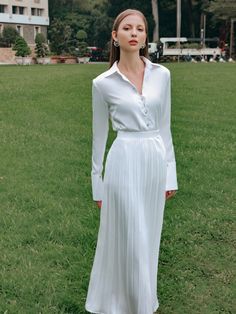 Elegant V-neck Party Shirt, Elegant Solid Blouse For Summer, Elegant Solid Color Blouse For Summer, White Fitted Silk Shirt, Fitted White Silk Shirt, Feminine Long Sleeve Silk Shirt, Elegant Collared Blouse For Formal Occasions, Elegant Long Sleeve Silk Top, Elegant Solid V-neck Shirt