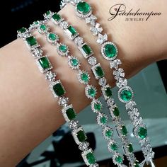 Precious Stones Bracelet, Pandora Bracelet Charms Ideas, Beautiful Jewelry Diamonds, Gold Bangles For Women, Expensive Jewelry Luxury, Fine Jewelery, Jewelry Quotes, Jewelry Bracelets Gold