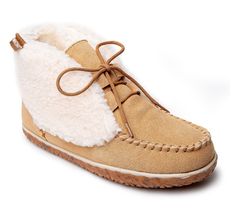 As cozy as they are cool, these pile-lined slipper booties keep your feet happy and feature street-ready soles for indoor or outdoor wear. From Minnetonka. Rice Husk, Bootie Slippers, Leather Moccasins, Slippers Cozy, Outdoor Wear, Casual Sandals, Classic Leather, Comfortable Shoes, Bootie