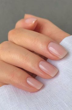 Winter Nails Trends - One of the world's largest store. Visit immediately to buy what you are looking for. Natural Nails Manicure, Sheer Nails, Milky Nails, Nagellack Trends, Short Square Nails, Her Nails, Neutral Nails, Dipped Nails, Healthy Nails