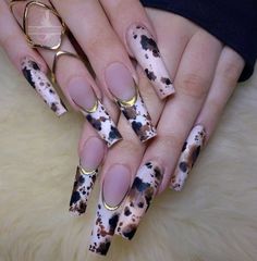 Vaquera Nails, French Tip Nails Art, Cow Nails Acrylic, Elegant French Tip Nails, French Tip Coffin Nails, French Tip Coffin