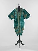 Date: ca. 1920 Location/Culture: Italy Object is held at: MET Notable Techniques/Motif Names: This evening coat showcases Fortuny's fondness for velvet as well as metallic detailing. He achieved metallics in his fabrcs using bronze, copper, and aluminum powders. The coat also features a palmette pattern which borrows from Persian motifs, a common source of inspiration for Fortuny. Fortuny Dress, Dress Italian, Jean Patou, Louise Brooks, Jeanne Lanvin, 20s Fashion