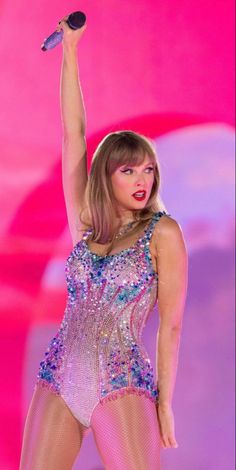 taylor swift performs on stage at the victoria's ball