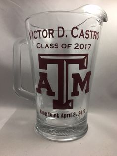 a glass mug with the words, class of 2017 on it